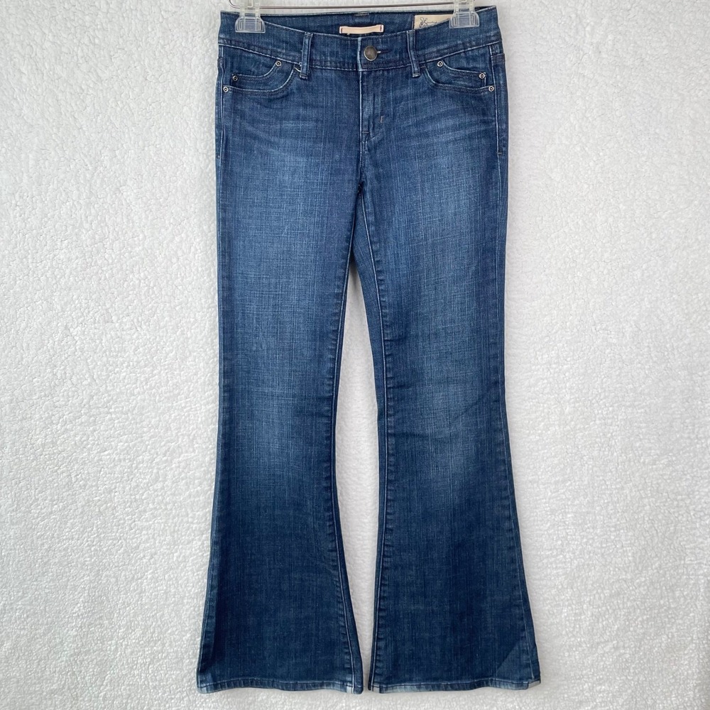 Gap Limited Edition Womens Blue Flare Leg Jean Medium Wash Size 1 Low Rise 32x32